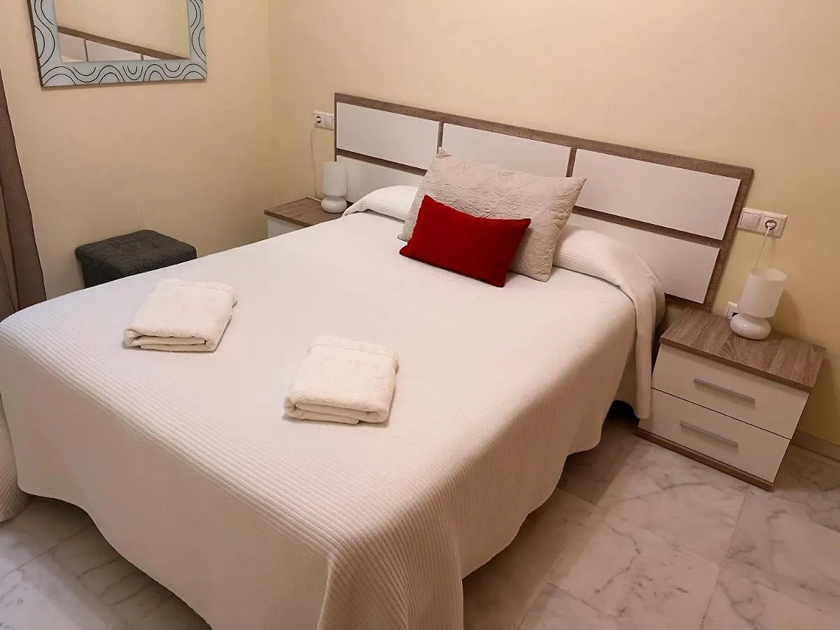 Apartment The Traveller'S House El Camerino Del Falla Con Wifi